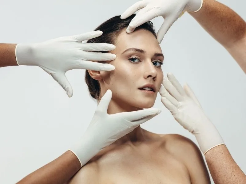 Türkiye'de doğru cerrahı ve kliniği nasıl seçebilirim?